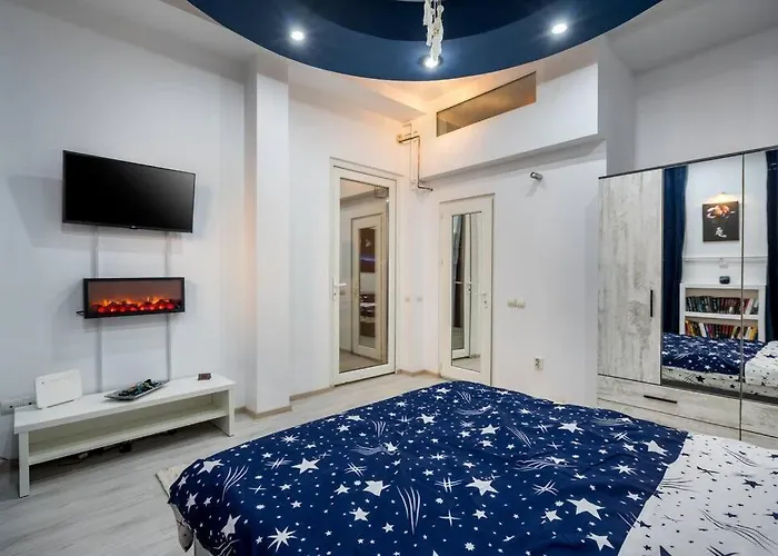 Galaxy Near Old Town Bukurešť